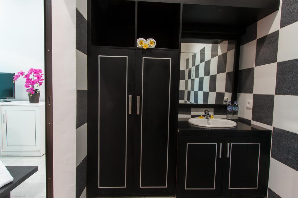 Rabasta Mahayana Kuta Hotel Bali Ngoại thất bức ảnh